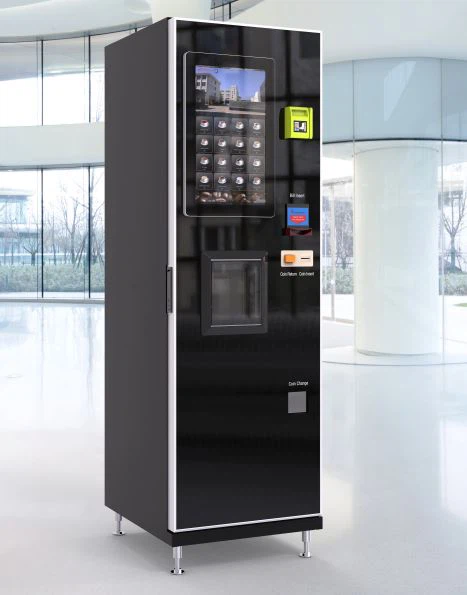 Münz-Kaffeeautomat einwerfen